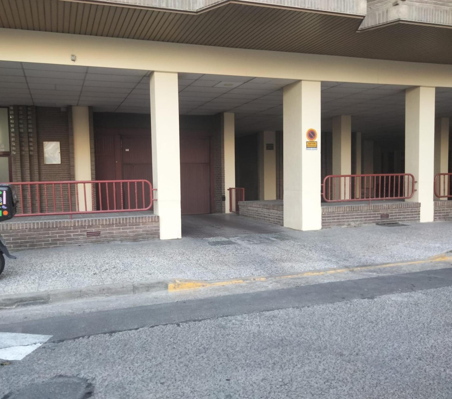 Apartamentos San Lazaro 2 Zaragoza Kültér fotó